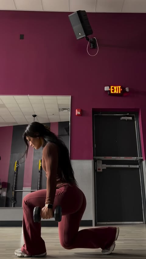 Instagram post by @msdumpling_ for YoungLA. Caption reads: THANK me later 👀
@younglaforher code: Msdumpling....