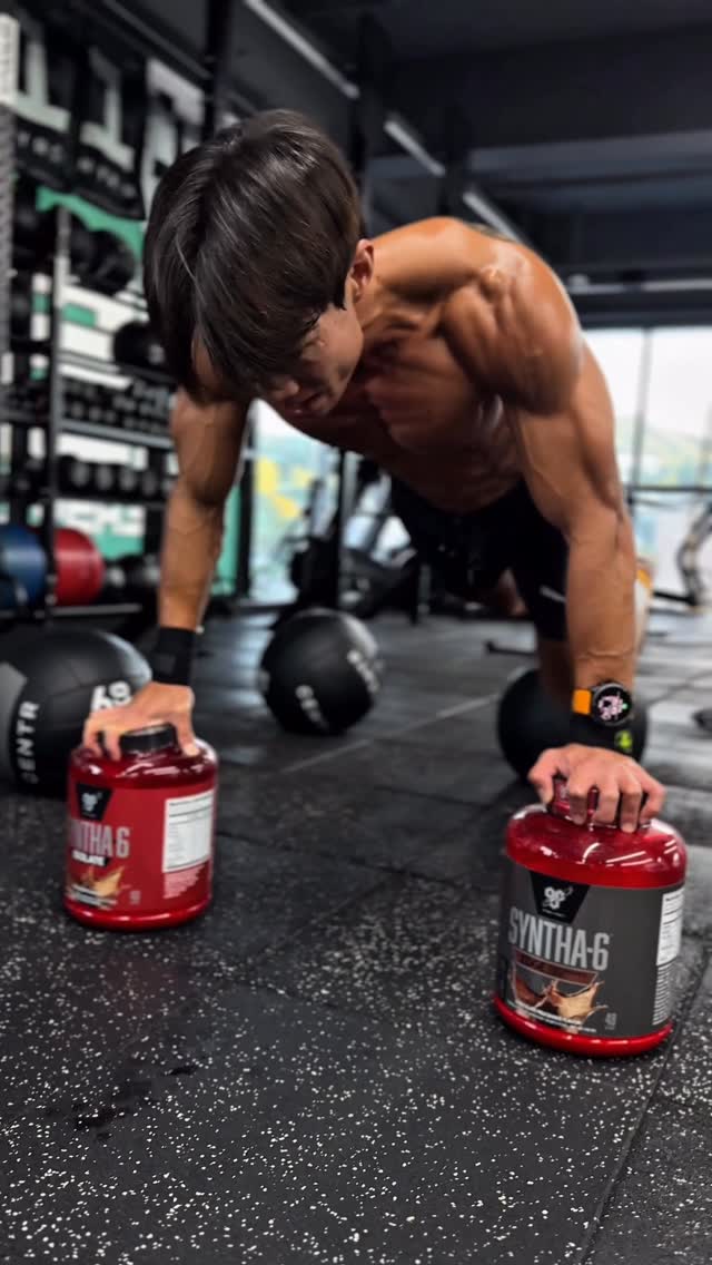 Instagram post by @hongbeomseok_ for BSN Korea | Syntha-6. Caption reads: “꾸준함은 재능을 이긴다.”

지금의 나는, 하루하루의 꾸준함이 만든 결과!

#광고....