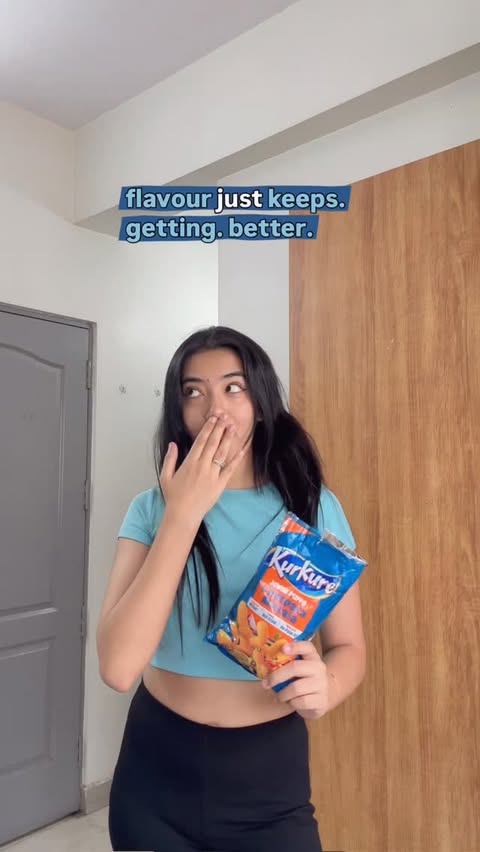 Instagram post by @ananyamalhotraaa_ for Kurkure. Caption reads: [...] usual snack - crispy jowar puffs by....
