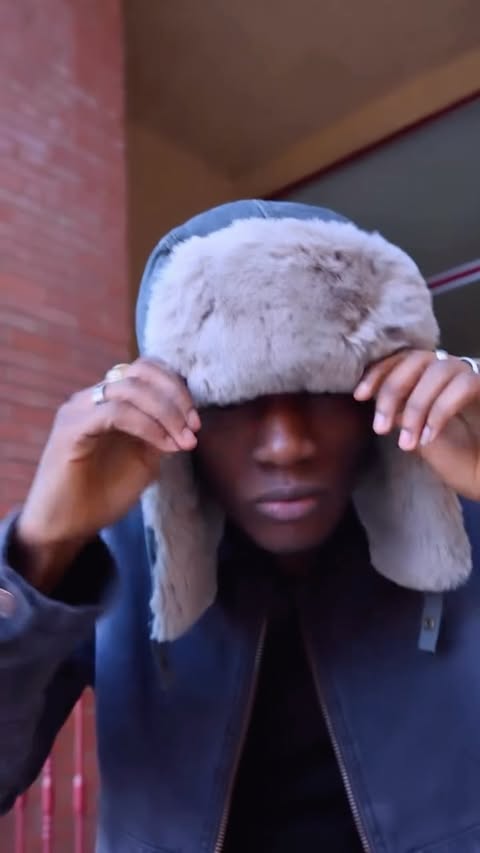 Instagram post by @francisackonn for Hoooyi. Caption reads: ✨ @hoooyi_global.