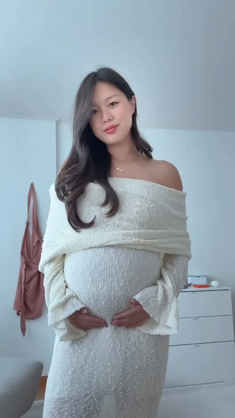 Instagram post by @hanaylee for Meshki. Caption reads: we did our maternity shoot :) will post photos but....