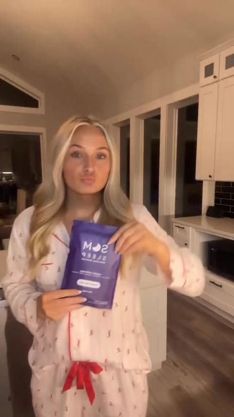 Instagram post by @jacelynneighbors12 for Som Sleep. Caption reads: Good sleep = good recovery!! 💪🏼 @getsomsleep has....