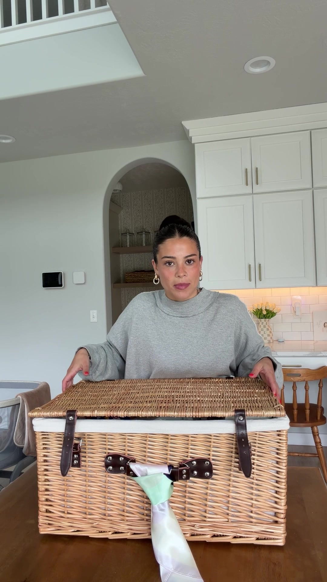 TikTok post by @anabelle.jeann for Amazon Influencer ID. Caption reads: the sweetest package from the best brand @Momcozy....