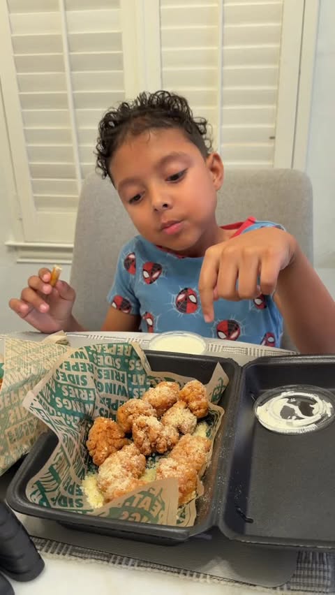 Instagram post by @bubba_cashman13 for Wingstop. Caption reads: Guys!!
If you didn’t know I absolutely love my....