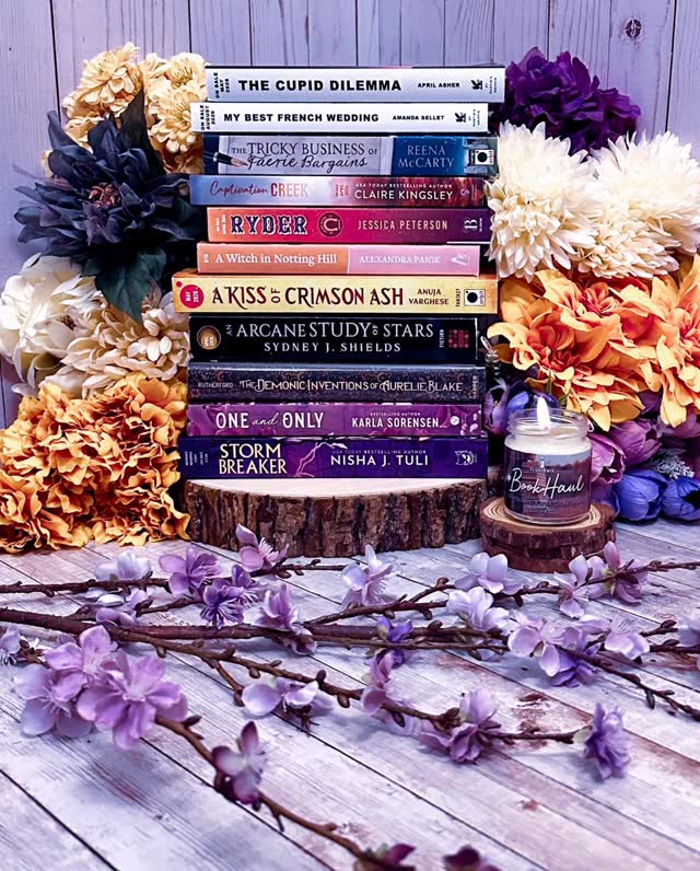 Instagram post by @nsiabblog for Casablanca Books. Caption reads: Have you added any new books to your shelves....