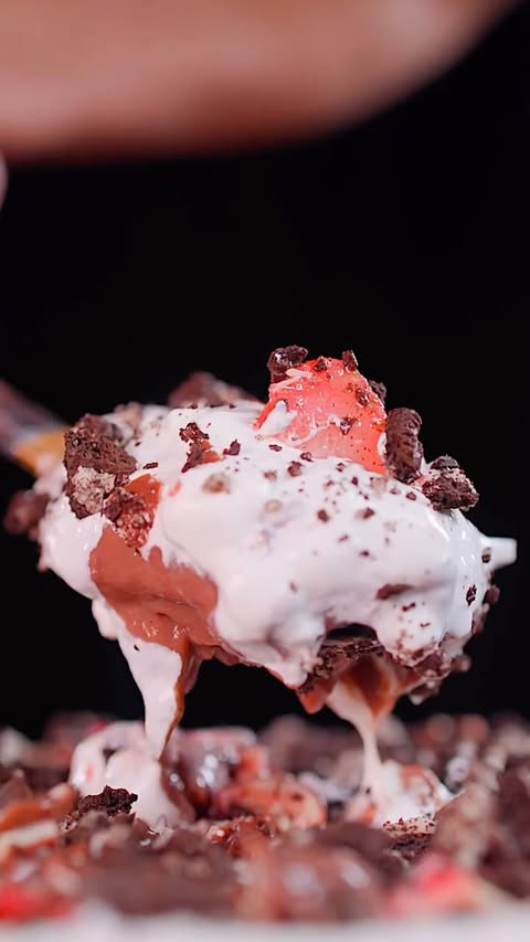 Instagram post by @colin.wingerter_ for Tru Fru. Caption reads: Chocolate Pudding Lasagna using @trufru....