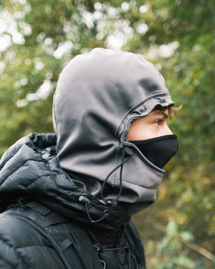 Instagram post by @foot__down for Sealskinz. Caption reads: When @sealskinz asked me to test out some new kit....