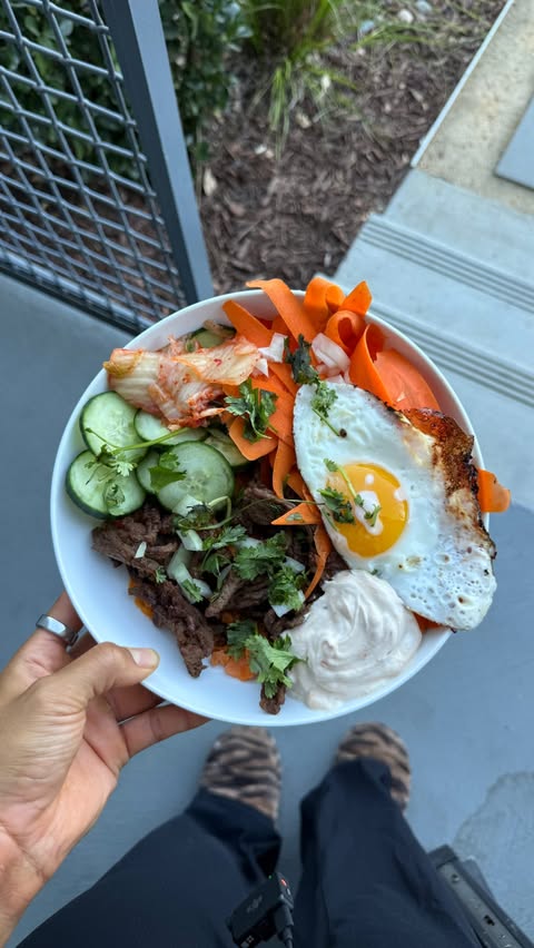 Instagram post by @oliviajewelfit for Naked Nutrition. Caption reads: [...] yogurt toast using @nakednutrition beef....