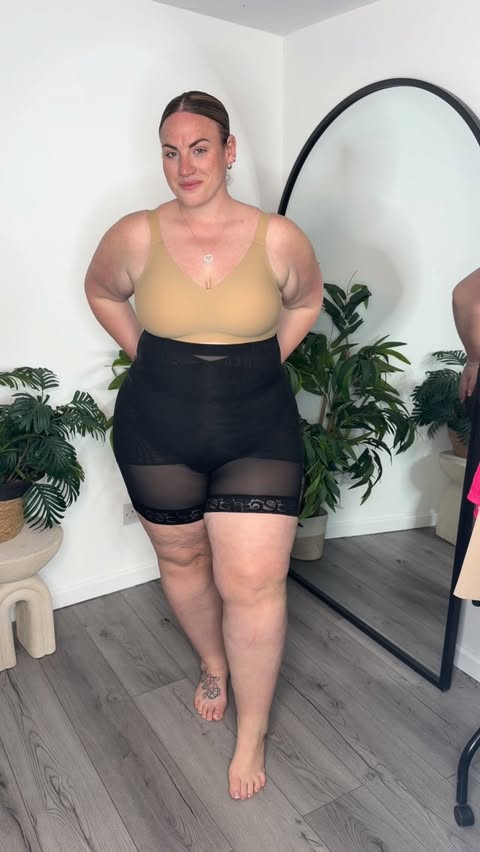 Instagram post by @danielle_lucyy for Brabic. Caption reads: @brabic__official is my go to shapewear and you....