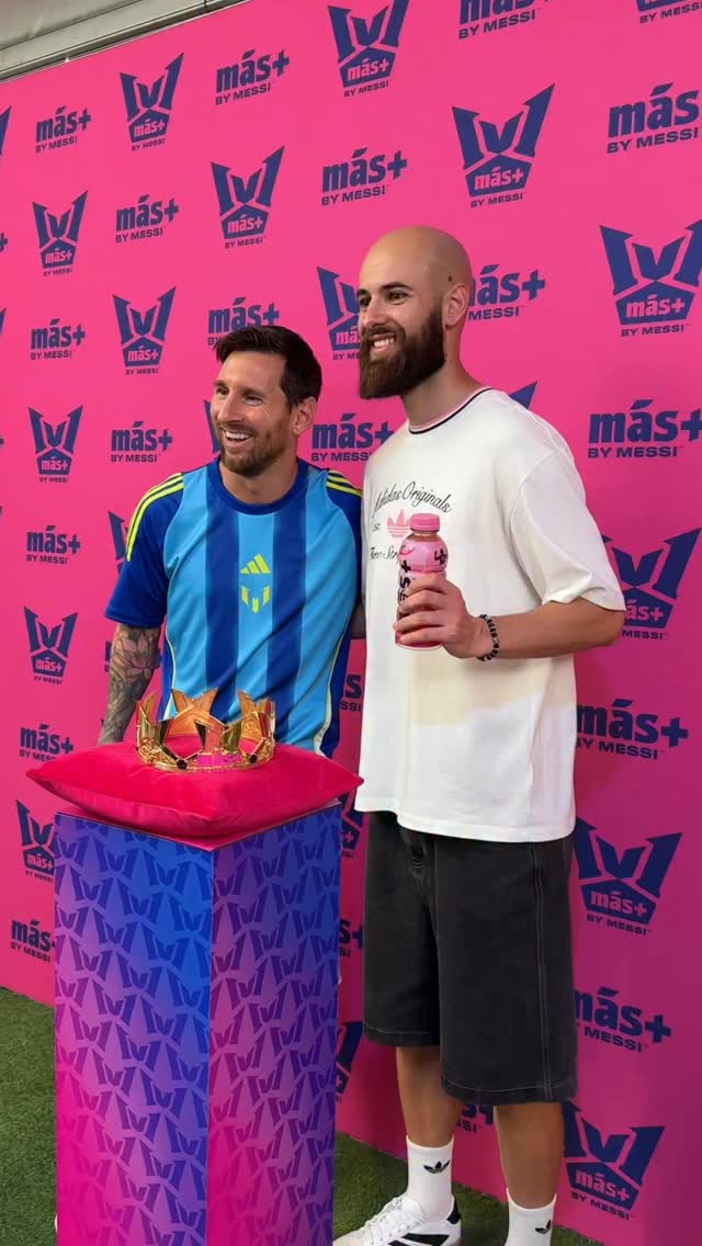 Instagram post by @kuziofficial for Más+ by Messi. Caption reads: Unforgettable weekend in Miami 🌴⚽️ Huge thanks to....