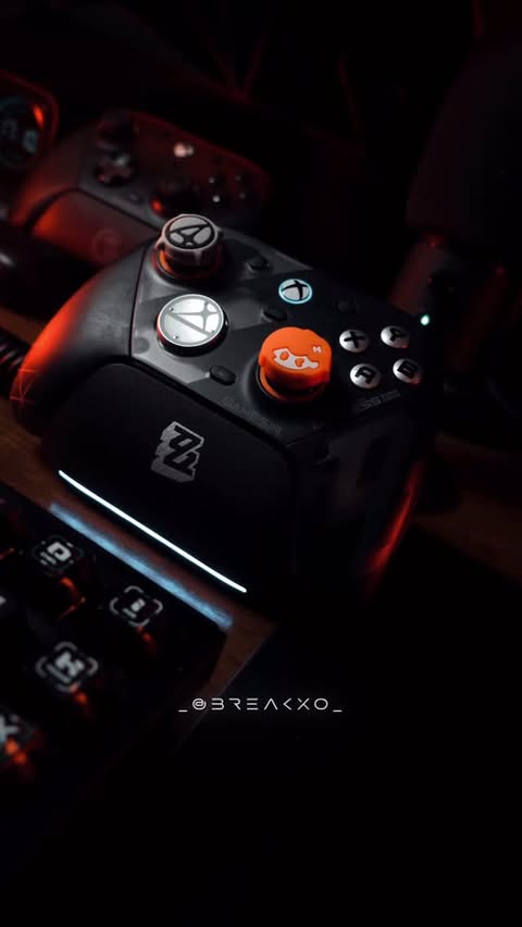 Instagram post by @breakx0 for GameSir. Caption reads: 🎮✨ Unboxing the GameSir G7 Pro – Zenless Zone....