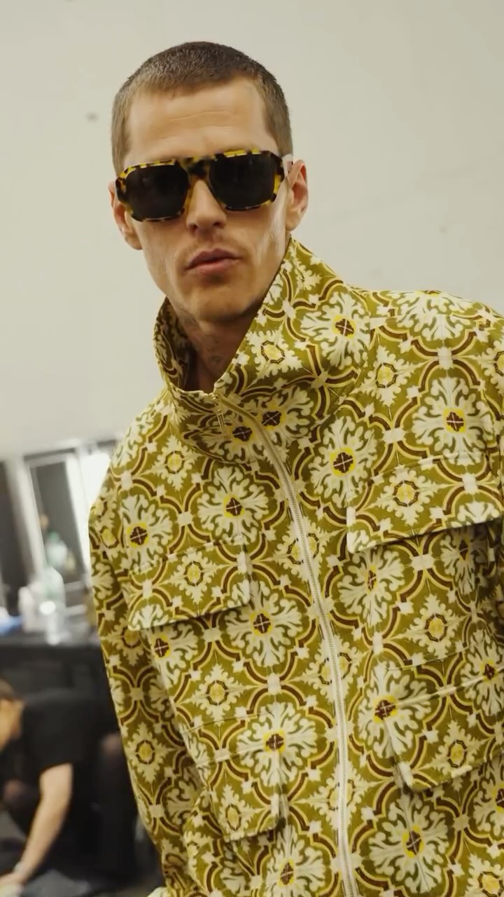 Instagram post by @marcelostertag for Mister Spex. Caption reads: Vom kreativen Trubel hinter den Kulissen bis zum....