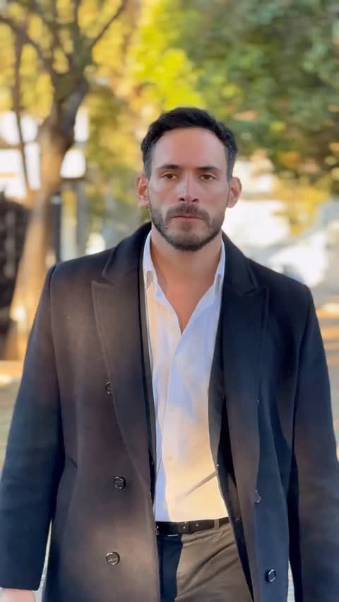 Instagram post by @umbelentini for Even Realities. Caption reads: [...] or 🔗 Find it in my link in bio....