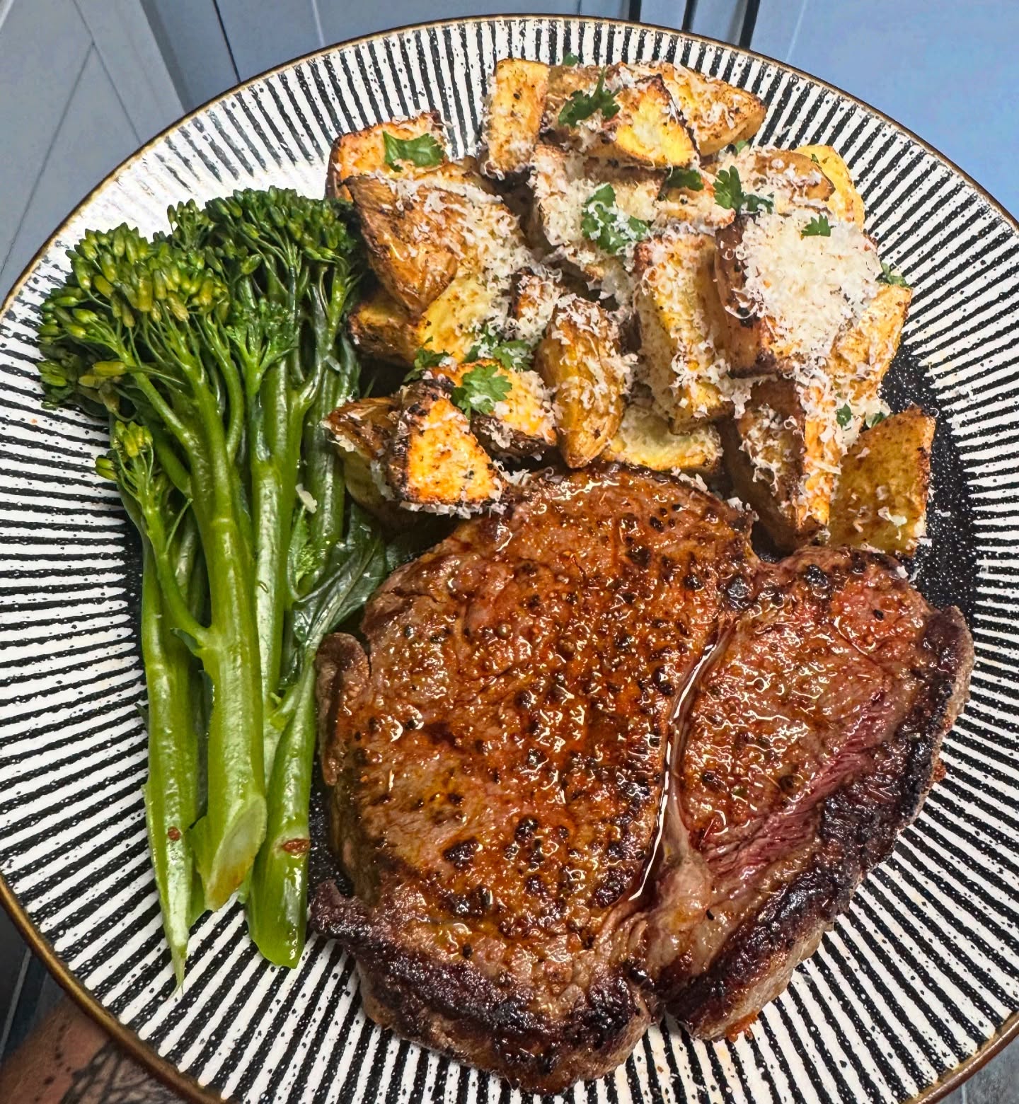 Instagram post by @sarah_cc_recipes for Jd Seasonings. Caption reads: Steak night 🥩🐮🍴

I coated my steak in the award....