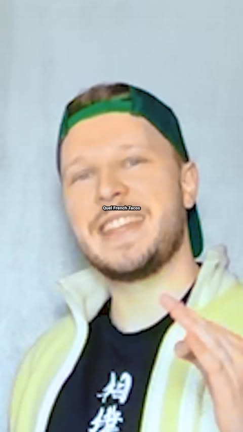 Instagram post by @unchained_off for Epic Games. Caption reads: ✅Code : unchained sur Fortnite ! 🎁Abonne-toi à ma....