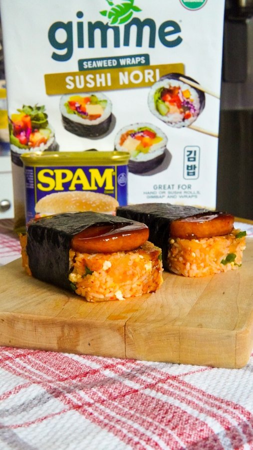 Instagram post by @soundsyum_ for Gimme Seaweed. Caption reads: *GIVEAWAY ALERT*....