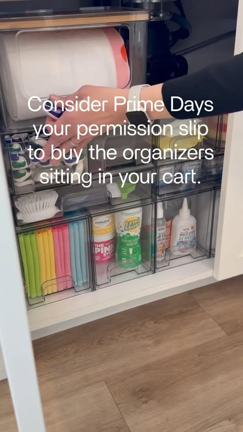 Instagram post by @lifestyle.leaks for Amazon Influencer Program. Caption reads: [...] Finds | ADHD | Family | Home....