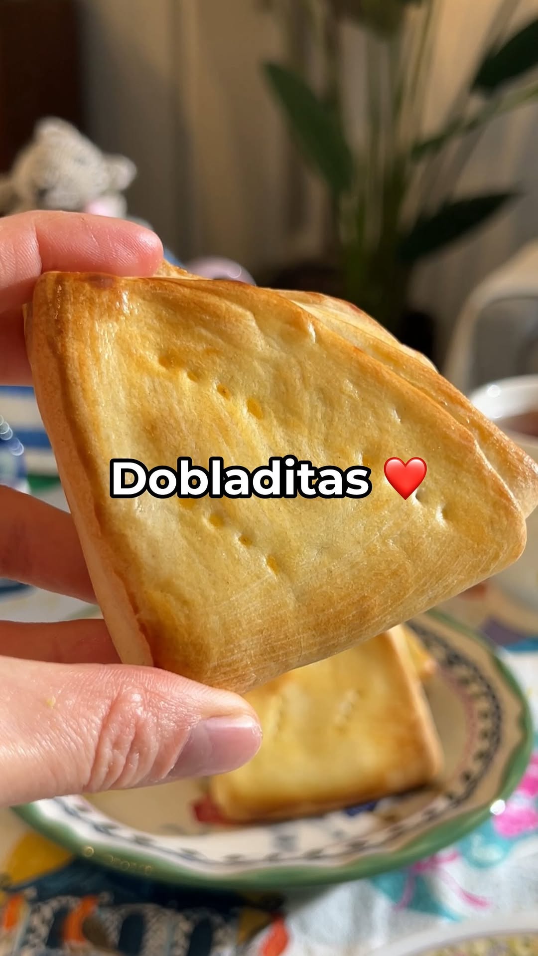 Instagram post by @caroroccos for Ninja Kitchen. Caption reads: Dobladitas ❤️
Les comparto esta receta que es....
