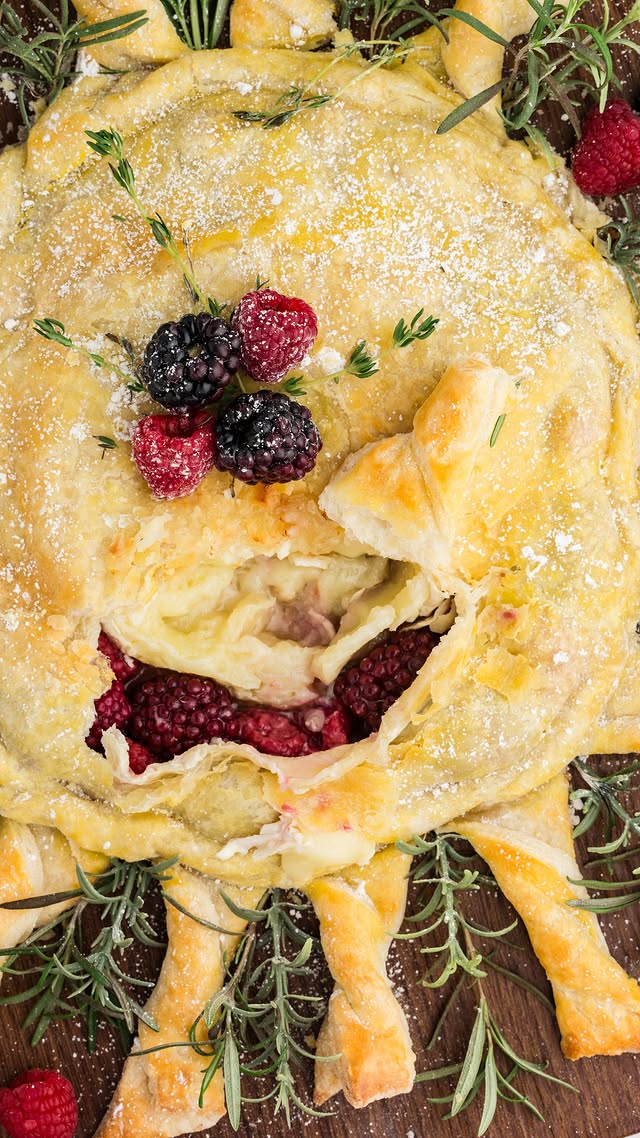 Instagram post by @taylorjackzen for The Feedfeed. Caption reads: (ad) This Puff Pastry Wreath with @driscollsberry....