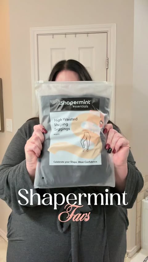 Instagram post by @unapologeticallyflawed42 for Shapermint. Caption reads: My absolute @shapermint favs are a MUST share I’ve....