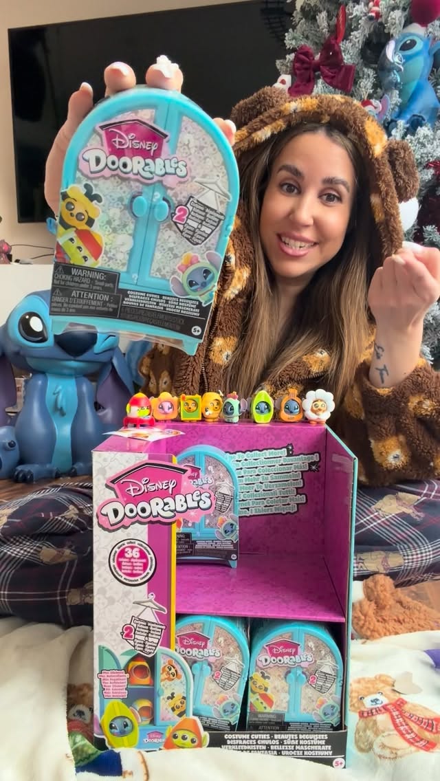 Instagram post by @izz_chichi for Just Play. Caption reads: Werbung |
Part 2 Disney Doorables Costume Cuties😍....