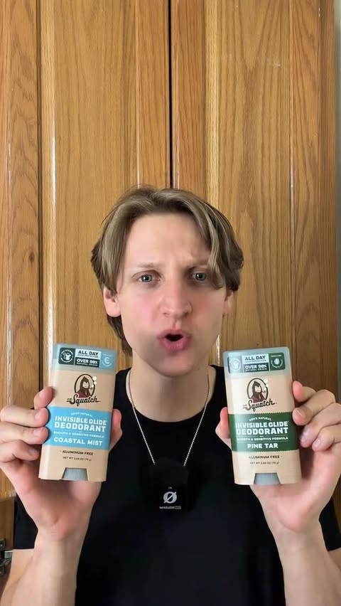 Instagram post by @fragranceknowledge for Dr. Squatch. Caption reads: [...] deodorant that doesn’t stain T shirts....