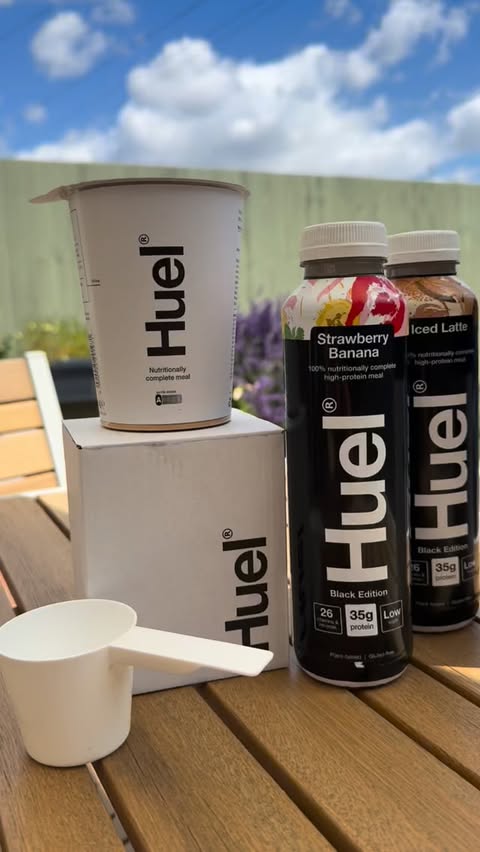 Instagram post by @thisis.andreea_ for Huel. Caption reads: Busy day? Huel’s got every meal covered. From....