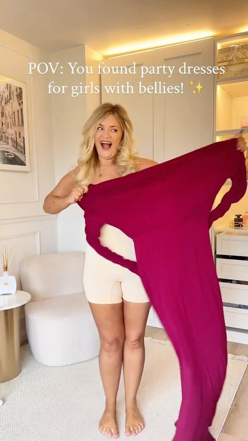 Instagram post by @hannah_briggs for Club L London. Caption reads: To midsize girls with soft round bellies 🩷 If....