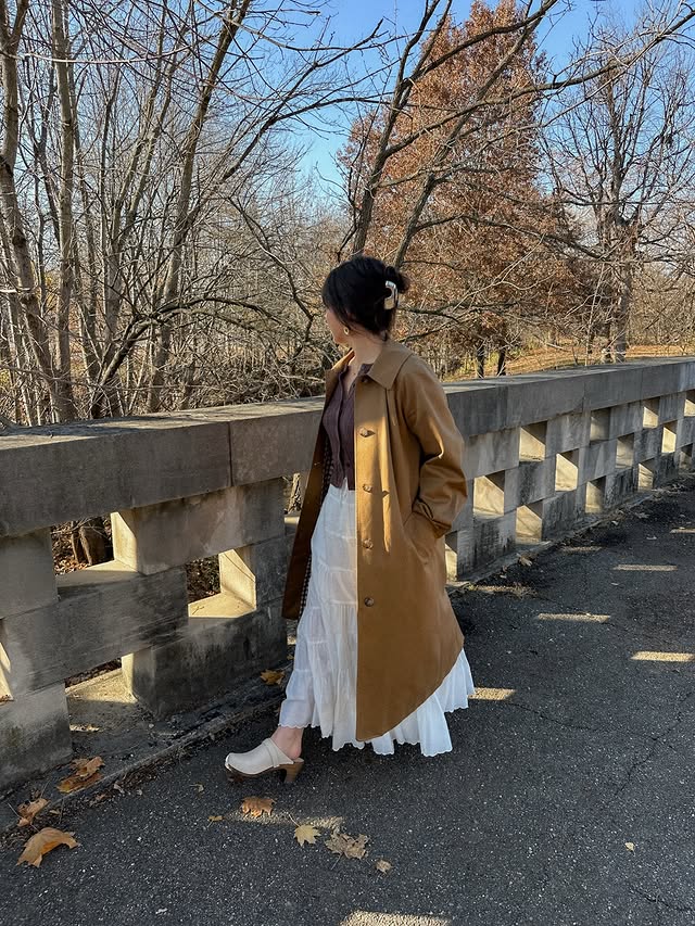 Instagram post by @thegoodrichwife for Sandgrens. Caption reads: Stepping into the holiday season with....