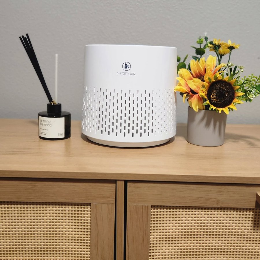 Instagram post by @meena_abburu_blog for Medify Air. Caption reads: Please follow @medifyair80 Medify Air is dedicated....