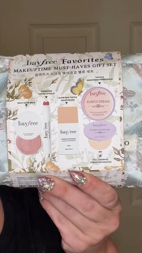 Instagram post by @angelcitro for Bayfree Cosmetics. Caption reads: [...] Favorites Makeup Must haves from....