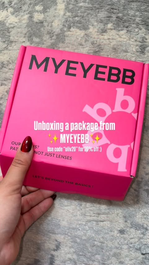 Instagram post by @artistryby.liv for Myeyebb. Caption reads: Unboxing a package from @myeyebb_official ✨....