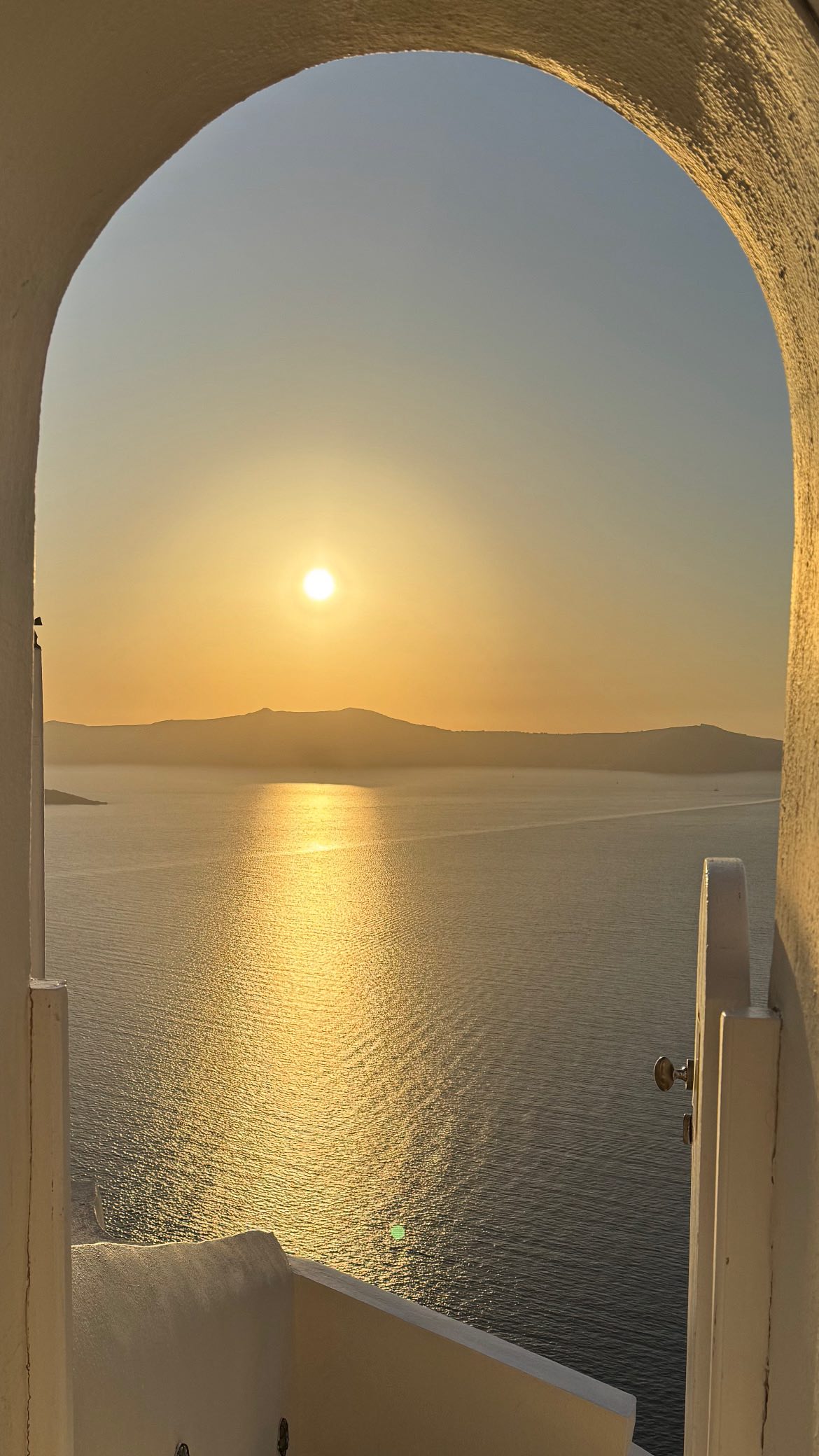 Instagram post by @anettpasti_ for Wolddress. Caption reads: [...] ANET15 to get $15 off for your order....