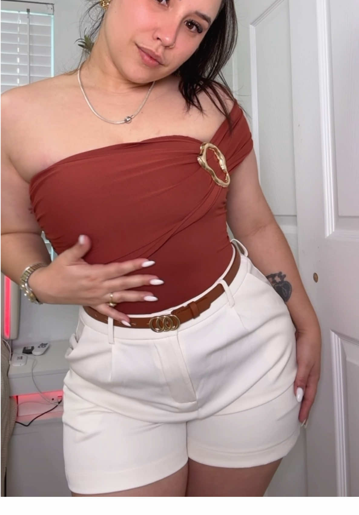 TikTok post by @mirielsy_avila for ChicMe. Caption reads: #DoMoreInAYear #body #bodysuits #autfits....