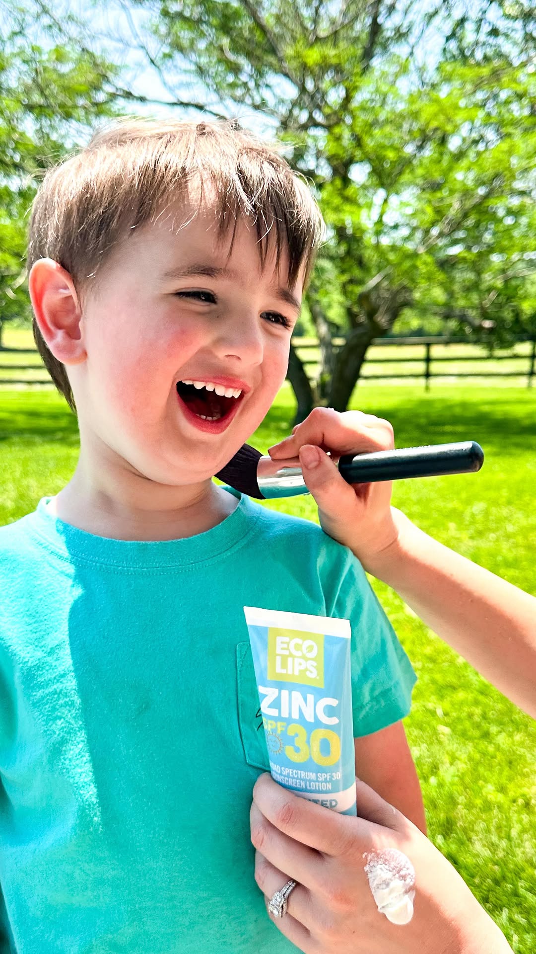 Instagram post by @lexi32v for Eco Lips. Caption reads: [...] but healthy for us. Thankfully we found Eco....