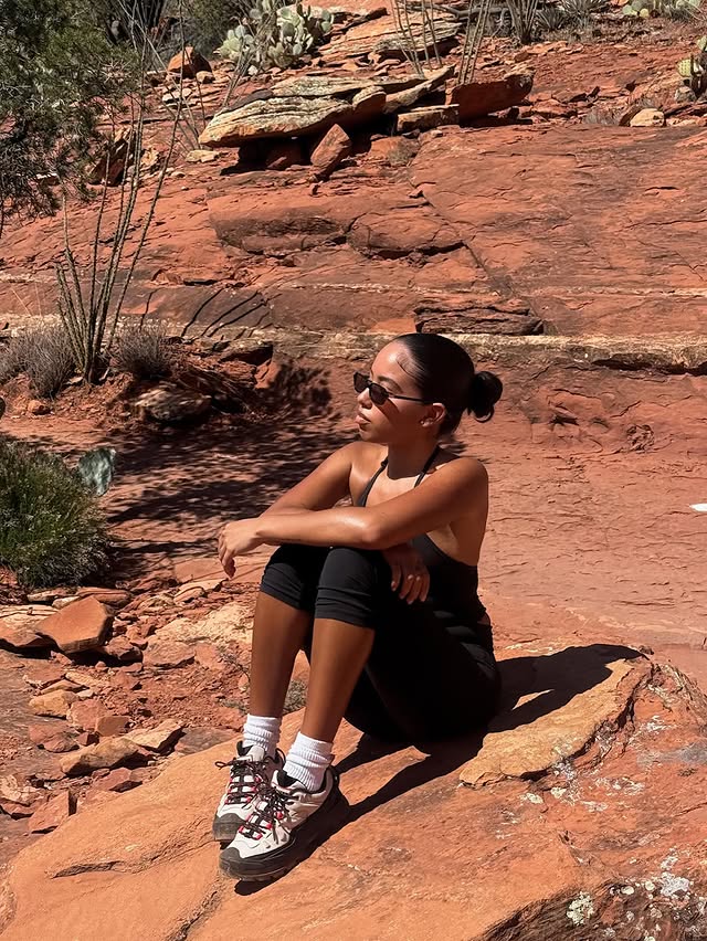 Instagram post by @katjasminee for Hunter Boots. Caption reads: Sedona glow hits different in Hunter boots....