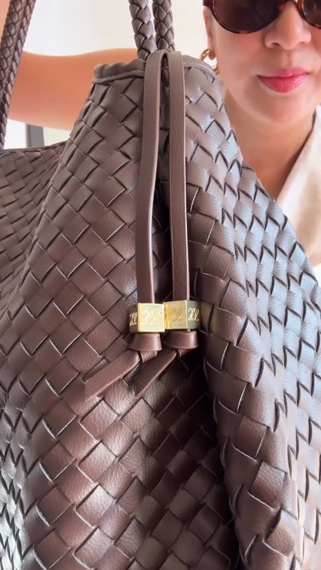 Instagram post by @stylingbee for Katie Loxton. Caption reads: Unbox my new @katieloxton “NOVA” handbag fresh....