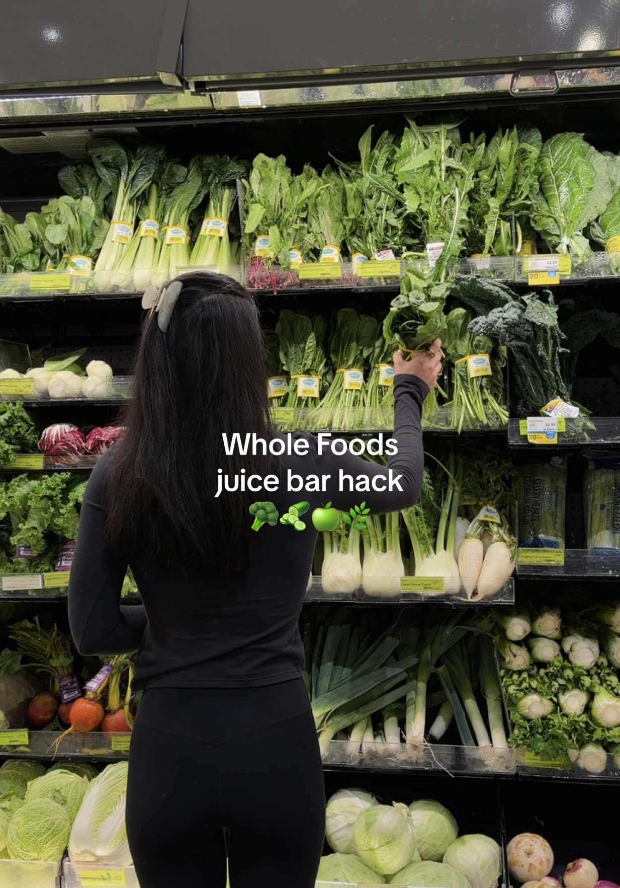 TikTok post by @ariannasho for Neuro. Caption reads: [...] Market to start the new year right 🤍🛒....