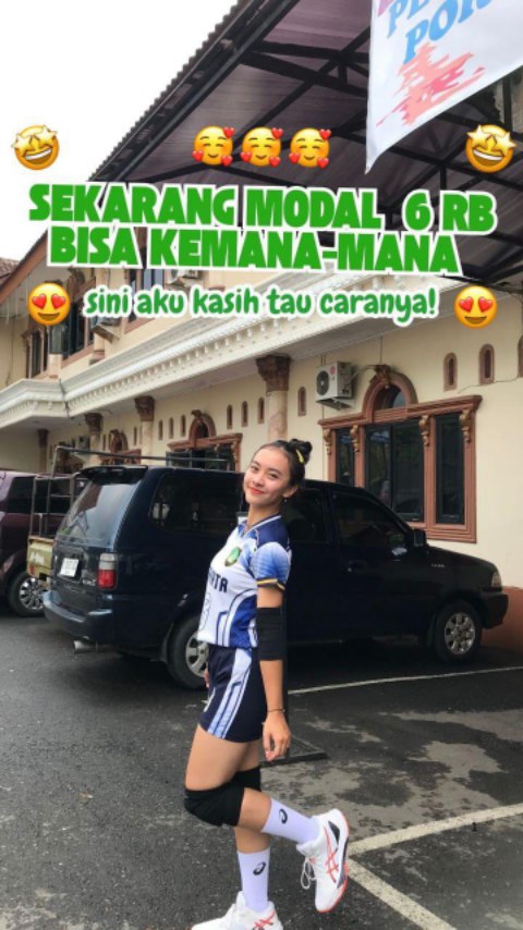 Instagram post by @kaylasekarjenar_ for Gojek Indonesia. Caption reads: Hari ini aku ada jadwal tanding voli bareng....
