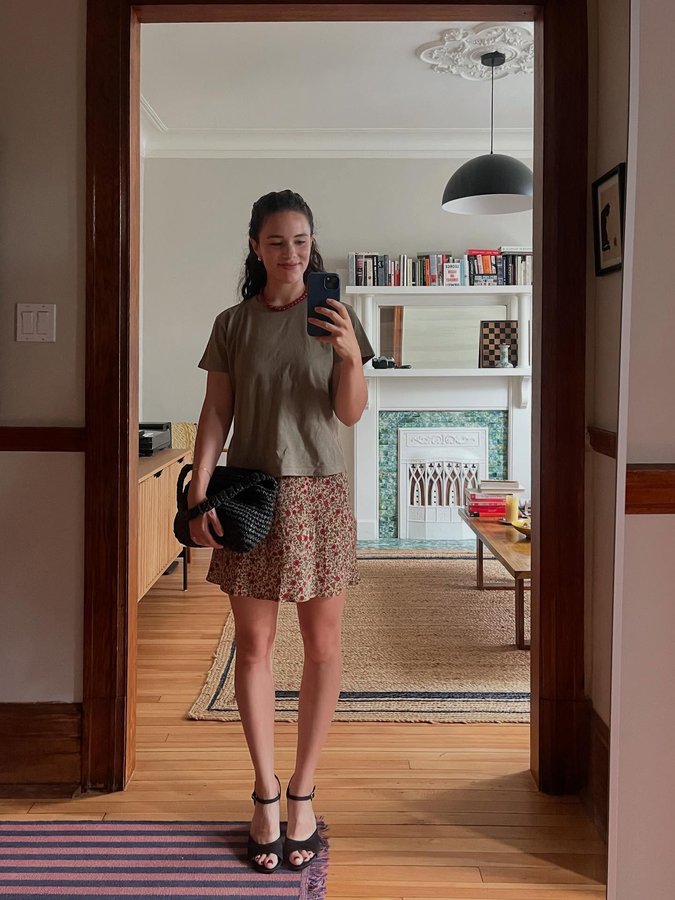 Instagram post by @librarians.wardrobe for POPPY BARLEY. Caption reads: [...] 5 looks ft. some excellent goods c/o....