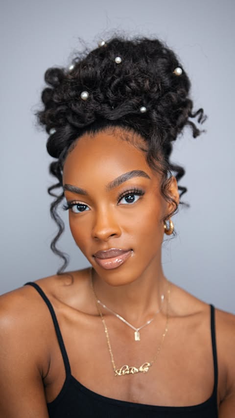 Instagram post by @slimreshae for SexyHair. Caption reads: [...] done and you can do it too✨ if you didn’t....