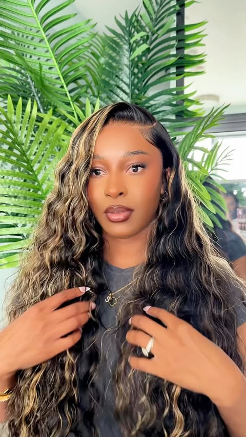 Instagram post by @smoothshaybutta for Megalook. Caption reads: Megalook 13x6 Three-Go™ Balayage Highlight [...].