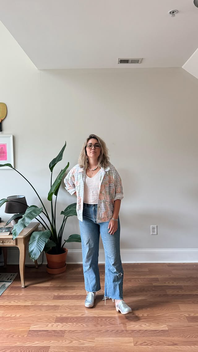 Instagram post by @siri_kate for Sandgrens. Caption reads: [...] in #upcycleddenim Shoes* -....