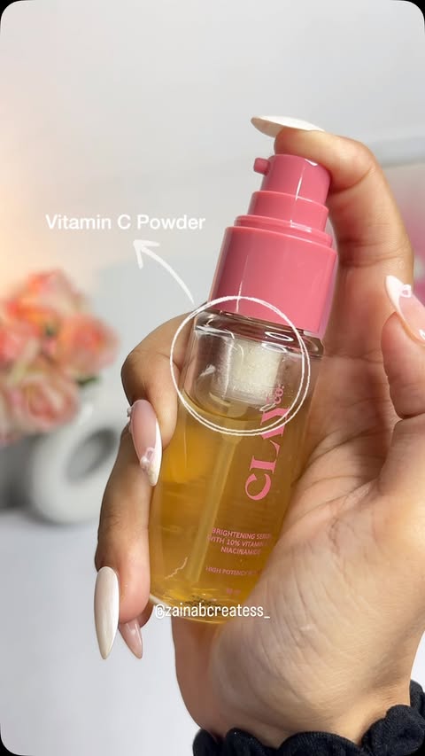 Instagram post by @zainabcreatess_ for ClayCo.. Caption reads: Comment for the link 🔗 . . . . Vitamic C serum ,....