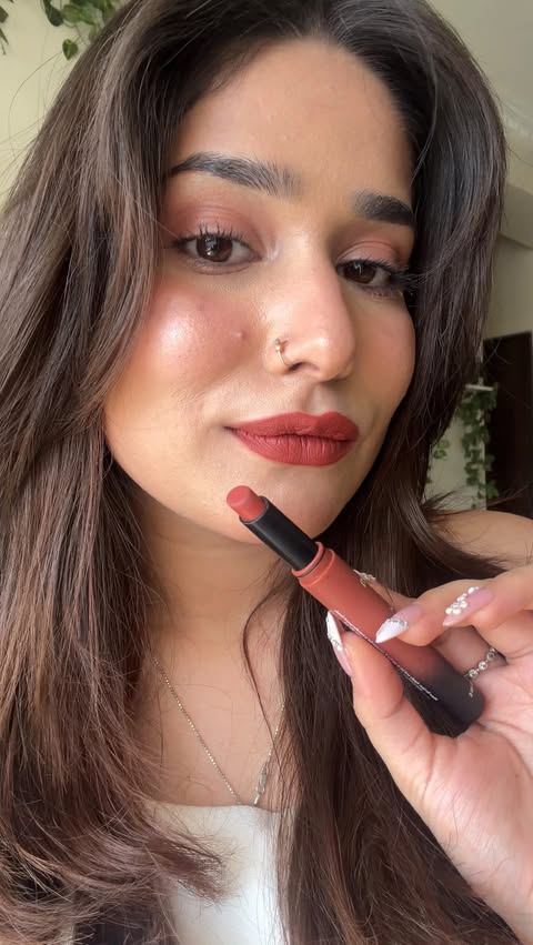 Instagram post by @britney.khaturiya for Blue Heaven Cosmetics. Caption reads: [...] Lipstick for the rescue @blueheavencosmetics....