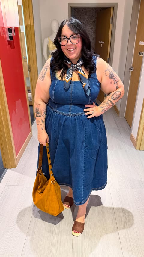 Instagram post by @aliciamccarvell for Penningtons. Caption reads: [...] #plussize #plussizefashion @penningtons.
