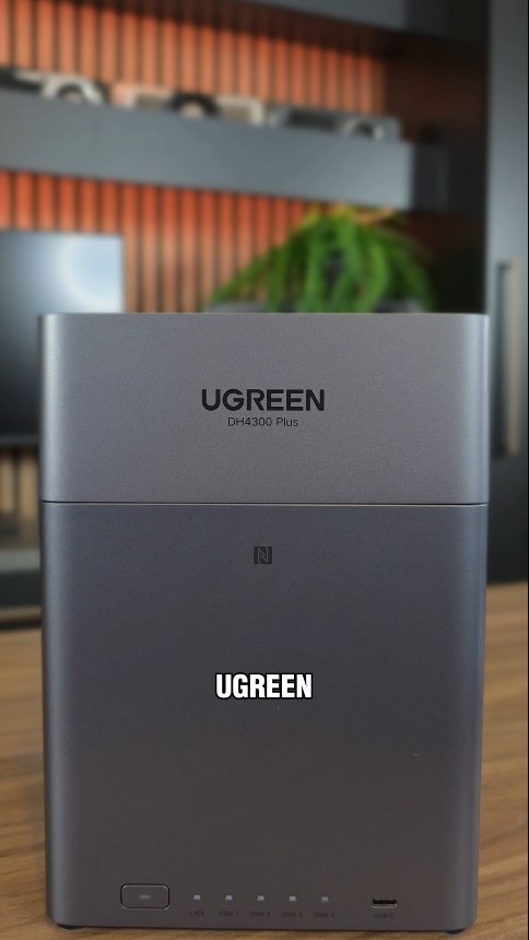 Instagram post by @ossitek for Ugreen. Caption reads: Mainos UGREEN NAS #UGREENNAS #UGREEN #teknologia....