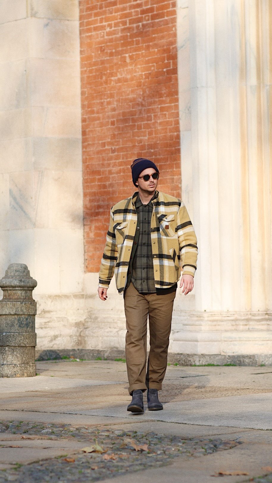 Instagram post by @juliensalaroli for Brixton. Caption reads: [...] 
Cardigan @we_are_olow 
Giacca @brixton....