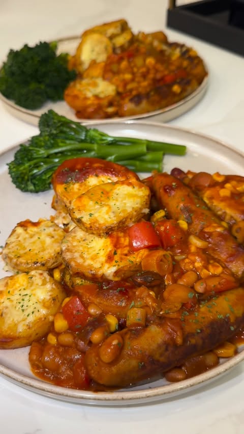 Instagram post by @boothys_sw_insta19 for JD SEASONINGS. Caption reads: 🤠 cowboy hotpot 🤠 - one of my favourites!....