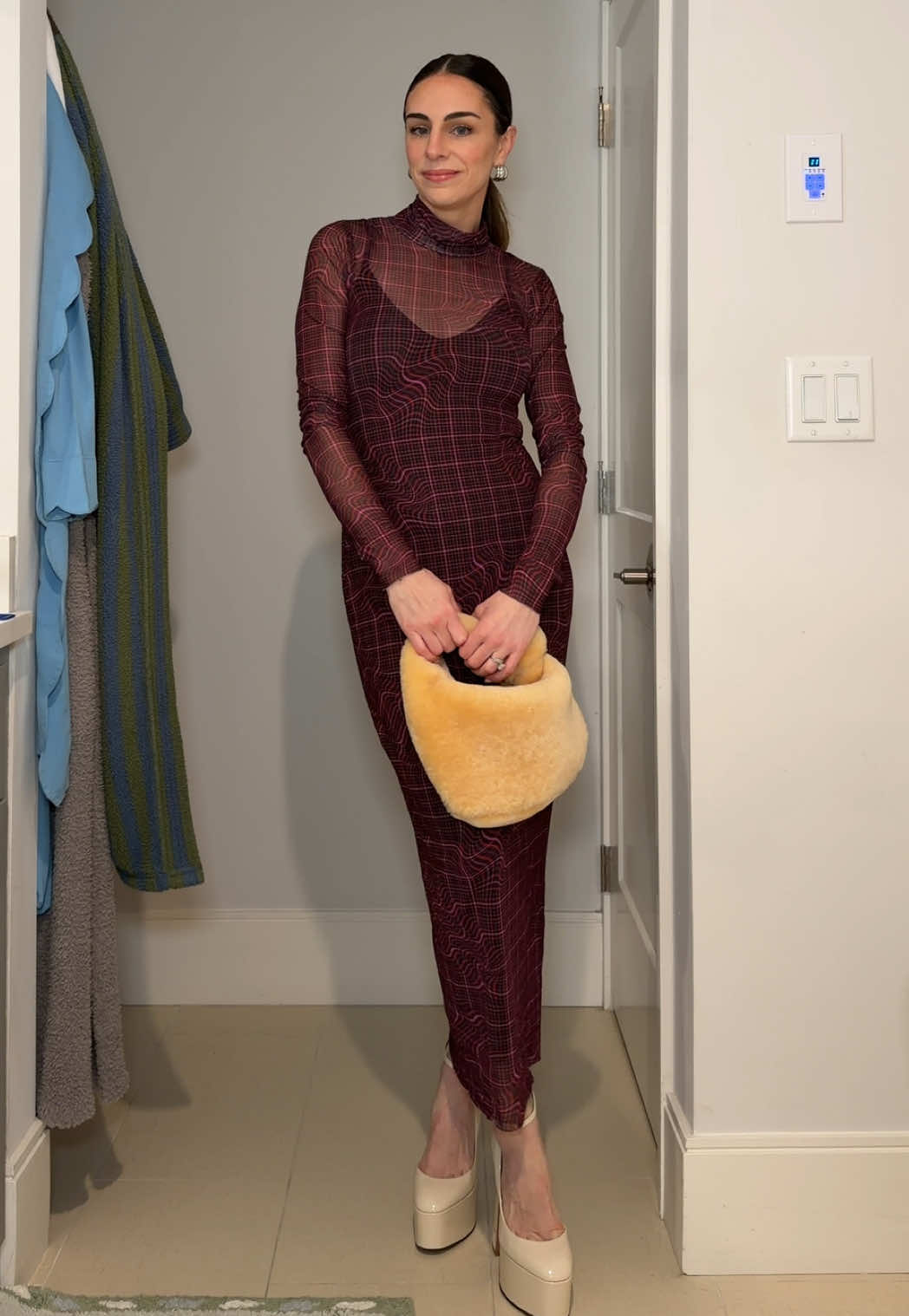 TikTok post by @sarahmhealy for Rent the Runway. Caption reads: [...] hit that this outfit gave me @renttherunway....